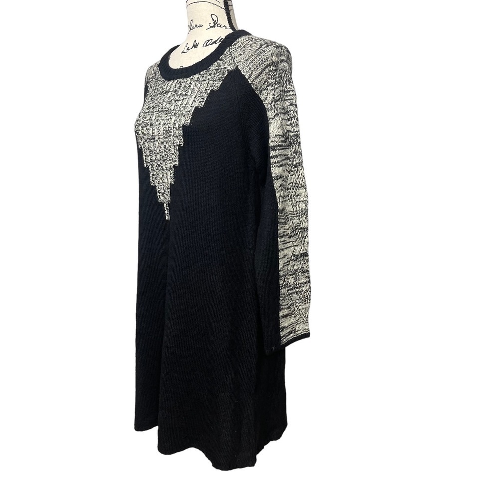 Paper Crane Black Mini Sweater Dress With Contrast White Stitch Size Large NWT